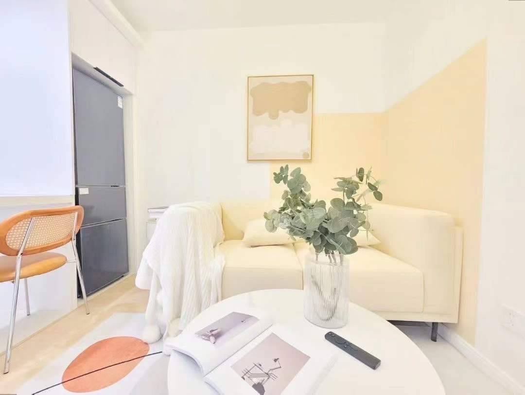 长宁区 华东化工大楼 1BR Shanghai Rental | ExpatHome